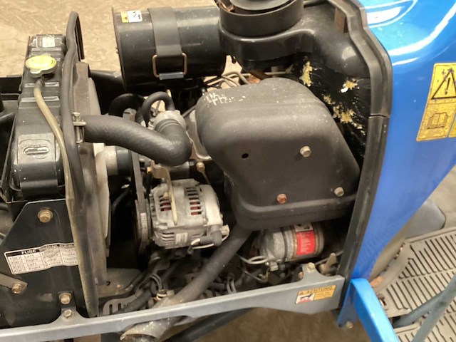 Iseki 3125 a minitractor - afbeelding 11 van  20