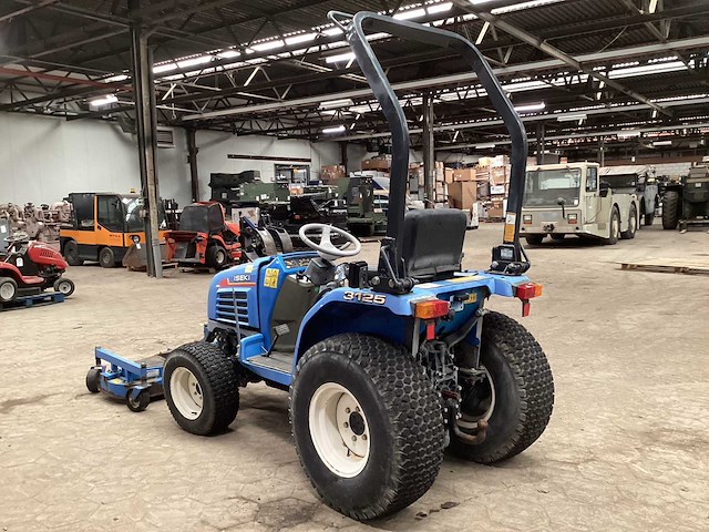 Iseki 3125 a minitractor - afbeelding 4 van  20