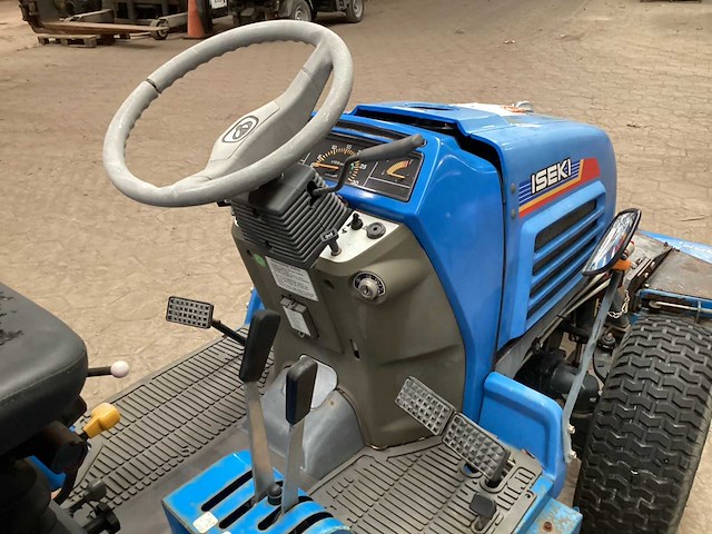 Iseki 3125 a minitractor - afbeelding 15 van  20