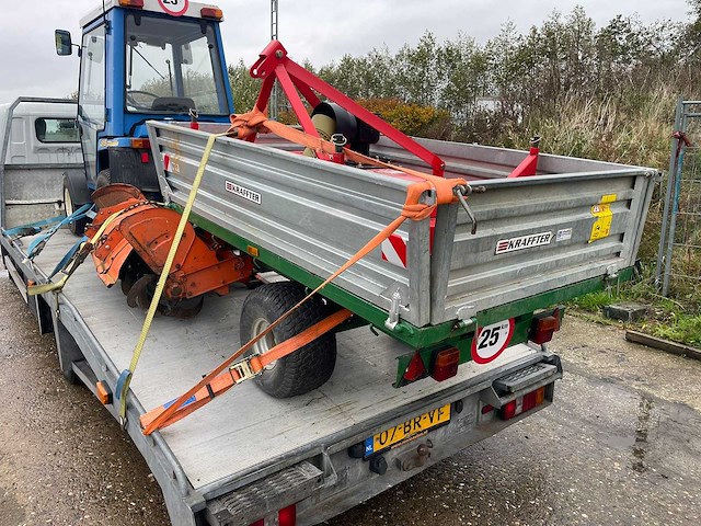 Iseki 315 minitractor met diverse aanbouwdelen en aanhanger - afbeelding 3 van  26