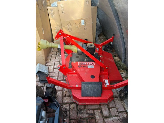 Iseki 315 minitractor met diverse aanbouwdelen en aanhanger - afbeelding 14 van  26