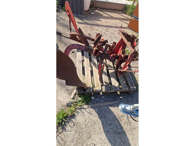 Iseki 315 minitractor met diverse aanbouwdelen en aanhanger - afbeelding 17 van  26