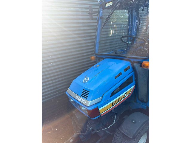 Iseki 315 minitractor met diverse aanbouwdelen en aanhanger - afbeelding 20 van  26