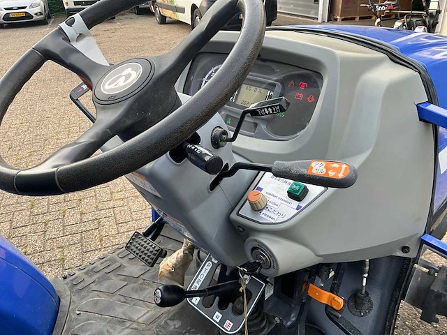 Iseki gaes nt25 minitractor - afbeelding 8 van  24