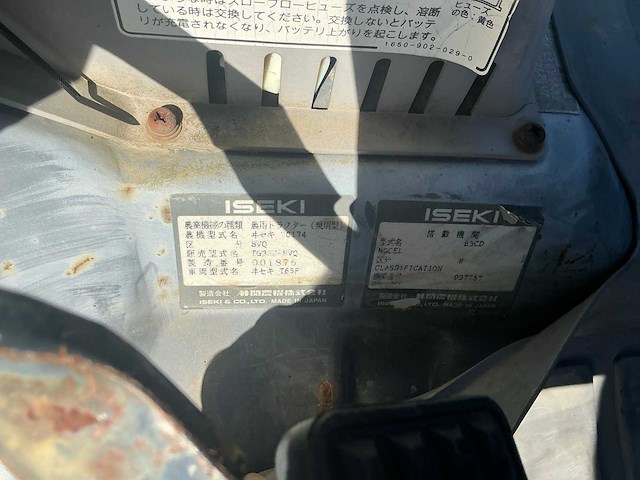 Iseki geas 33 vierwielaangedreven mini landbouwtractor - afbeelding 15 van  18