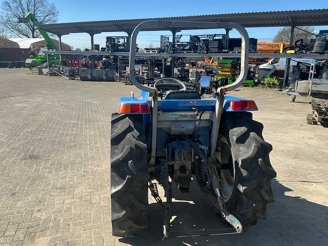 Iseki geas 33 vierwielaangedreven mini landbouwtractor - afbeelding 3 van  18