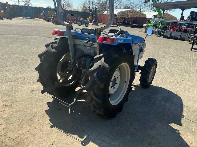 Iseki geas 33 vierwielaangedreven mini landbouwtractor - afbeelding 4 van  18