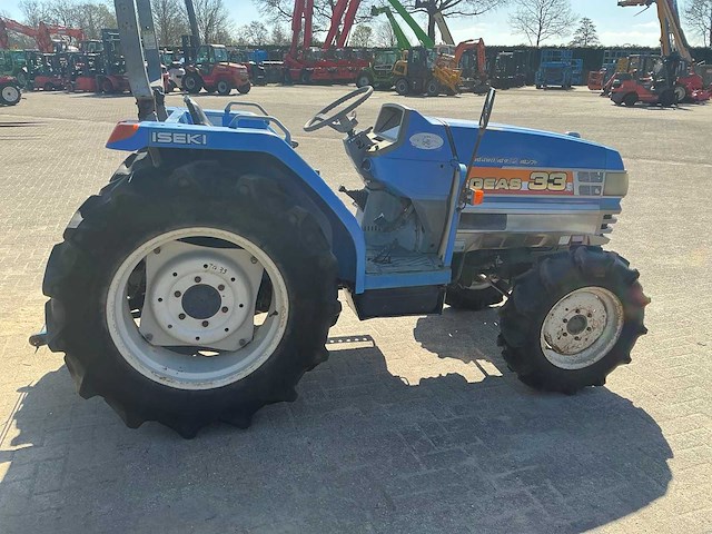 Iseki geas 33 vierwielaangedreven mini landbouwtractor - afbeelding 5 van  18