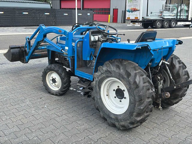 Iseki h-dx minitractor - afbeelding 14 van  16
