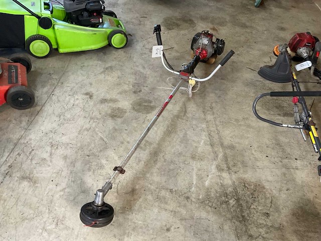 Iseki icg501 bosmaaier - afbeelding 1 van  5