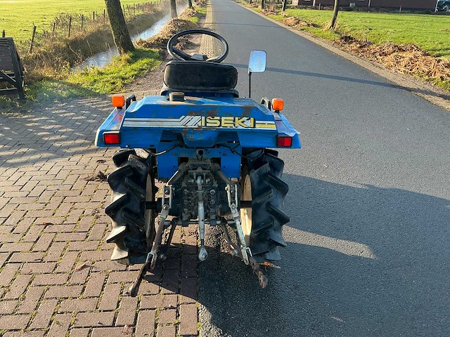 Iseki landhope 125 vierwielaangedreven landbouwtractor - afbeelding 10 van  25