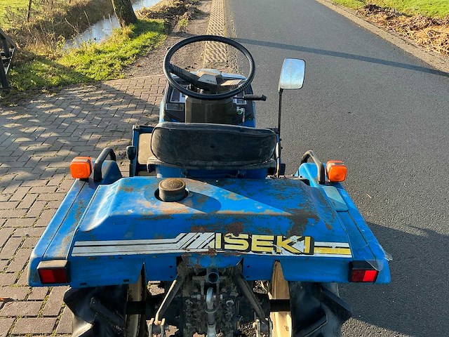 Iseki landhope 125 vierwielaangedreven landbouwtractor - afbeelding 13 van  25