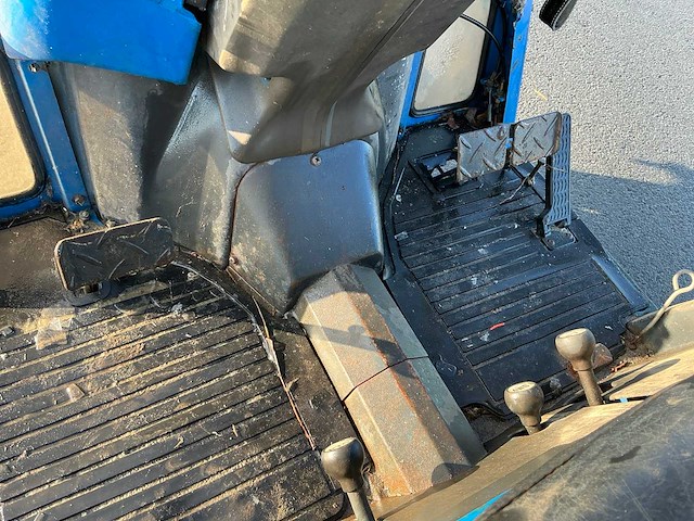 Iseki landhope 125 vierwielaangedreven landbouwtractor - afbeelding 20 van  25