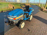 Iseki landhope 125 vierwielaangedreven landbouwtractor - afbeelding 2 van  25