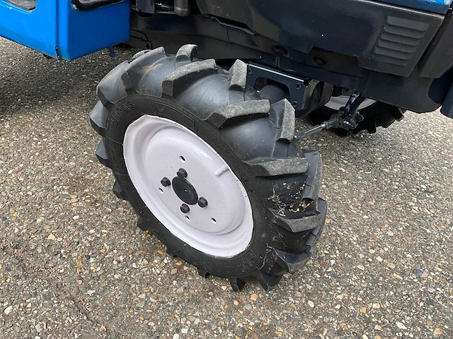 Iseki landhope 155 4wd minitractor - afbeelding 4 van  24