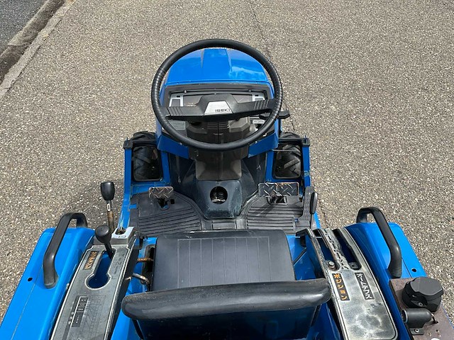 Iseki landhope 155 4wd minitractor - afbeelding 8 van  24
