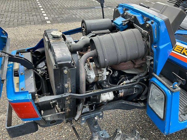 Iseki landhope 155 4wd minitractor - afbeelding 22 van  25