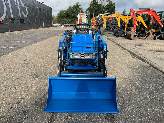 Iseki landhope 175 4wd minitractor met voorlader - afbeelding 28 van  28