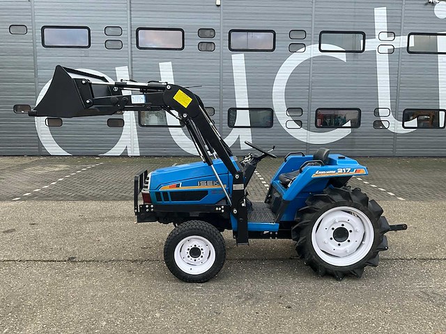 Iseki landhope 217 4wd minitractor met voorlader - afbeelding 2 van  28