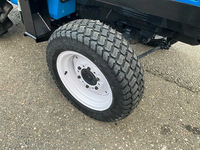 Iseki landhope 217 4wd minitractor met voorlader - afbeelding 6 van  28