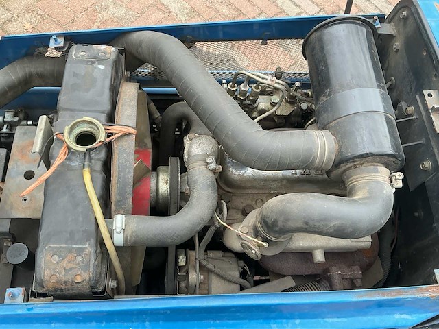 Iseki landhope tu180f smalspoor- en compacttractor - afbeelding 16 van  25