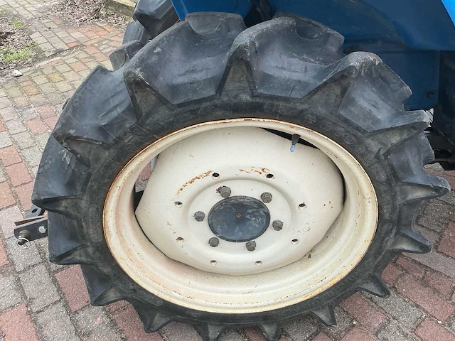 Iseki landhope tu180f smalspoor- en compacttractor - afbeelding 25 van  25