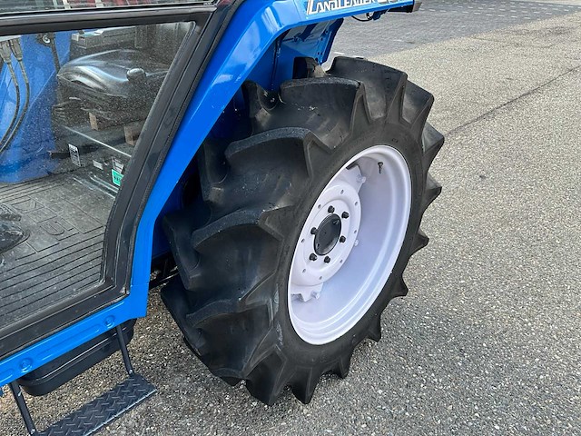 Iseki landleader 295 vierwielaangedreven landbouwtractor - afbeelding 2 van  37