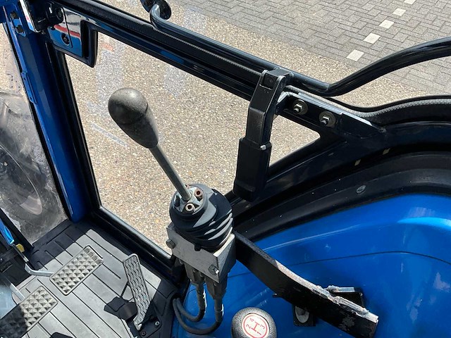 Iseki landleader 295 vierwielaangedreven landbouwtractor - afbeelding 21 van  37