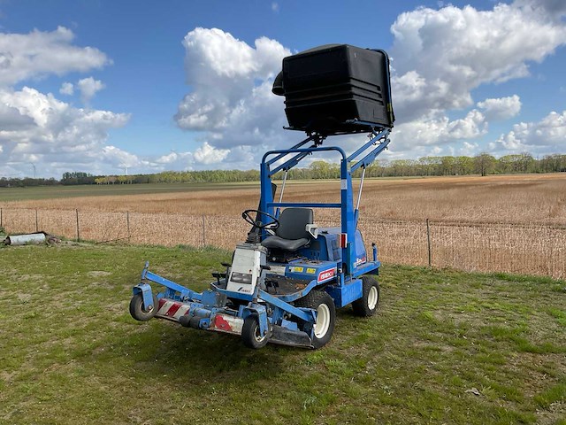 Iseki sf330 maaimachine - afbeelding 11 van  24