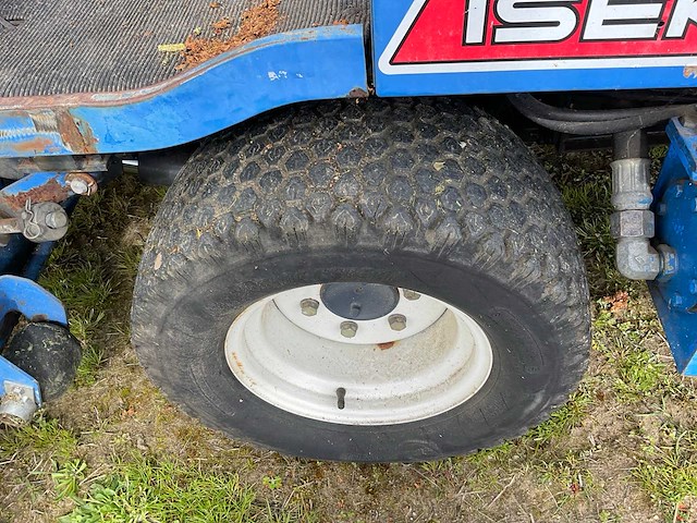 Iseki sf330 maaimachine - afbeelding 13 van  24
