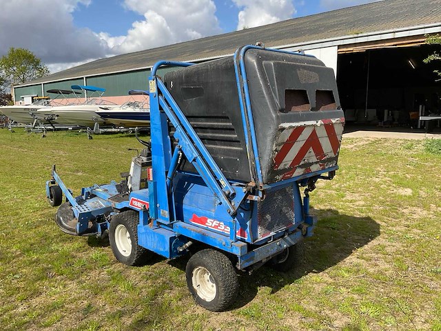 Iseki sf330 maaimachine - afbeelding 21 van  24