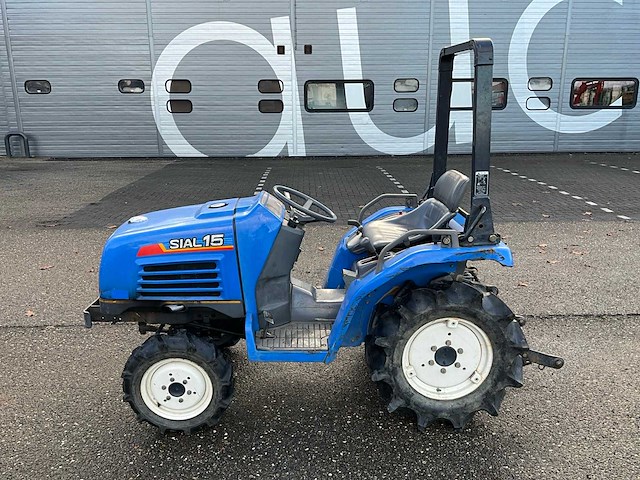 Iseki sial 15 4wd minitractor - afbeelding 12 van  23