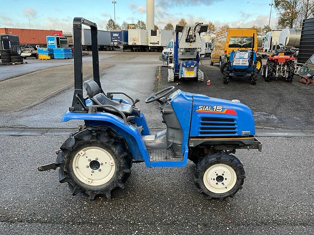 Iseki sial 15 4wd minitractor - afbeelding 20 van  23