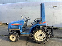 Iseki sial 17 industriële trekker - afbeelding 1 van  10