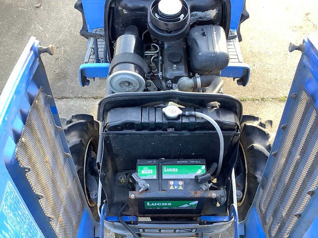 Iseki sial 17 industriële trekker - afbeelding 9 van  10