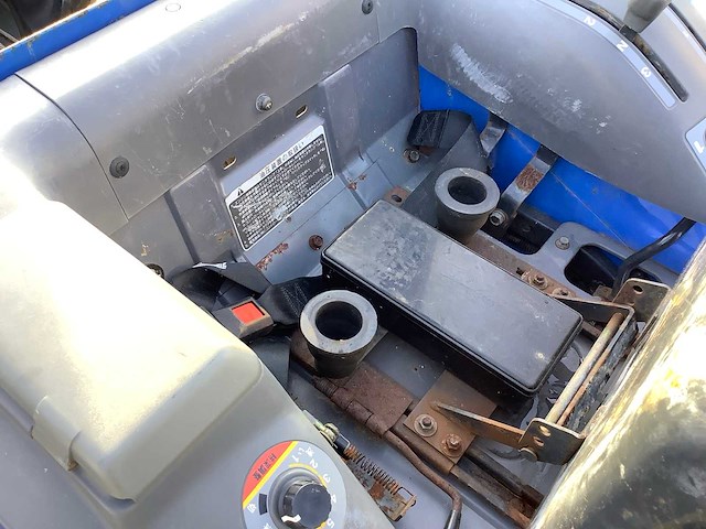 Iseki sial 17 industriële trekker - afbeelding 2 van  14