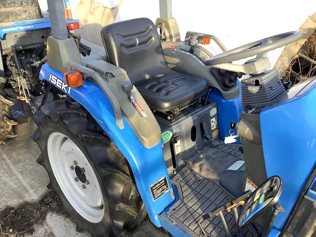 Iseki sial 173 industriële trekker - afbeelding 2 van  9