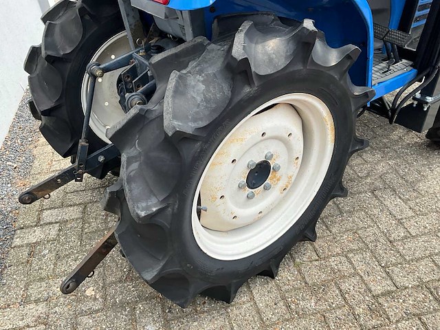Iseki sial 21 tf21f minitractor 4x4 - afbeelding 10 van  20