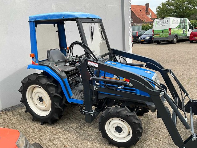 Iseki sial 21 tf21f minitractor 4x4 - afbeelding 15 van  20