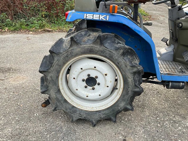 Iseki sial 223 compacttractor - afbeelding 11 van  13