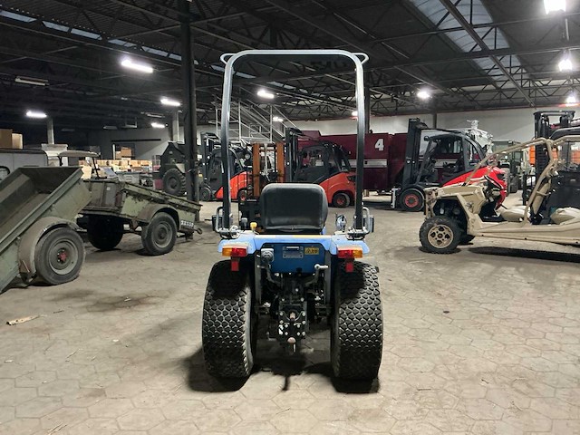 Iseki tf3125a minitractor - afbeelding 6 van  7