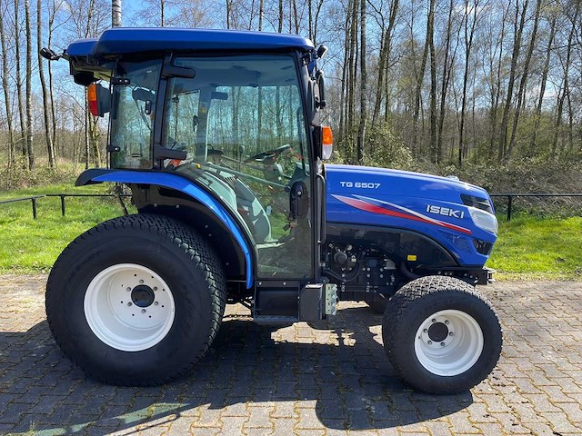 Iseki tg 6507 vierwielaangedreven landbouwtractor - afbeelding 8 van  17