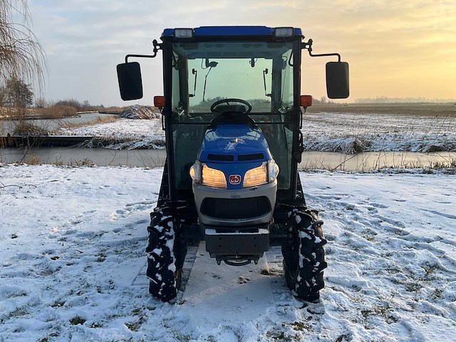 Iseki th 265 minitractor met rupsonderstel - afbeelding 16 van  21