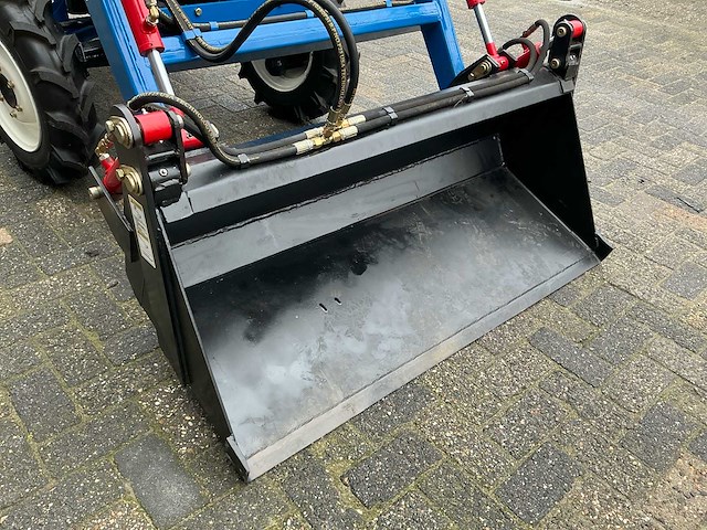 Iseki tl2100f minitractor - afbeelding 6 van  15