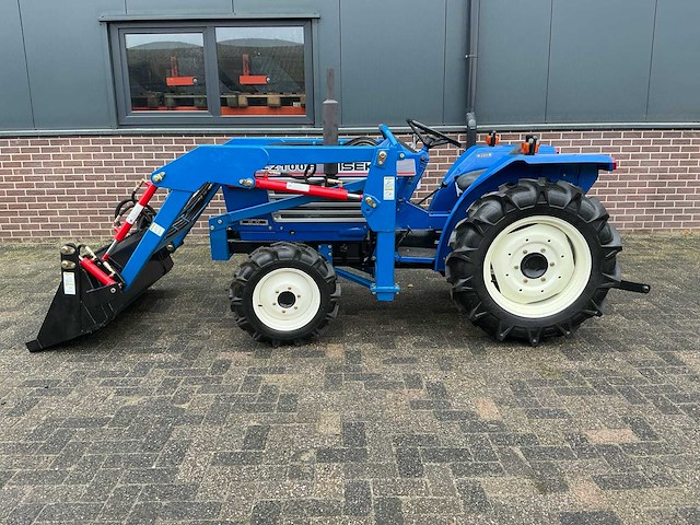 Iseki tl2100f minitractor - afbeelding 8 van  15