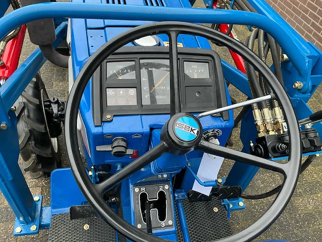 Iseki tl2100f minitractor - afbeelding 15 van  15