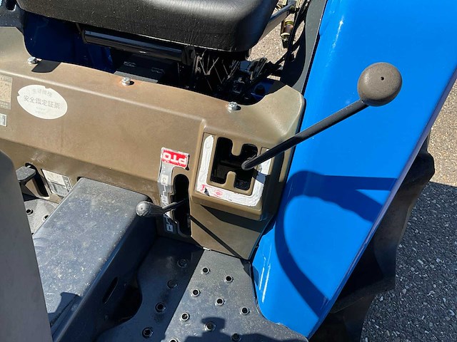 Iseki tm15 4wd minitractor - afbeelding 13 van  24