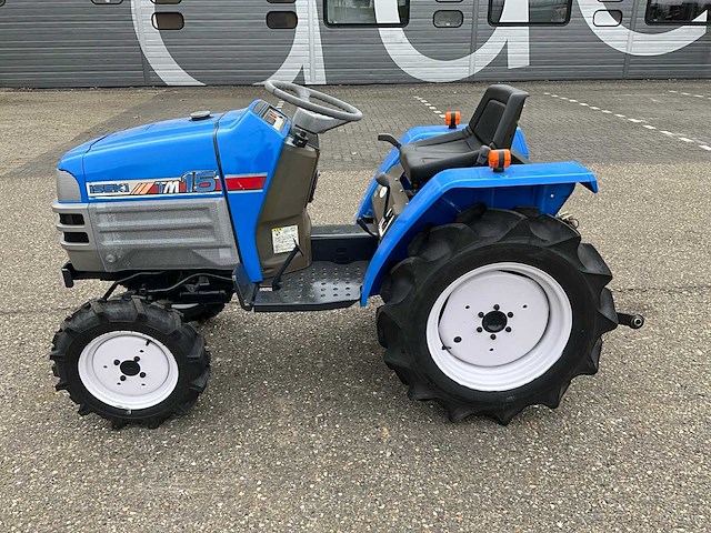 Iseki tm15 4wd minitractor - afbeelding 12 van  24