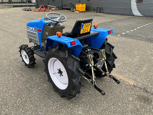 Iseki tm15 4wd minitractor - afbeelding 18 van  24