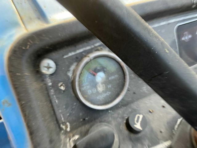 Iseki tu1500 vierwielaangedreven minitractor met maaidek - afbeelding 12 van  23